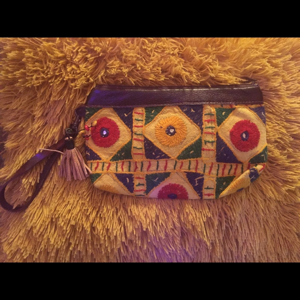 Boho chic clutch ☀️
